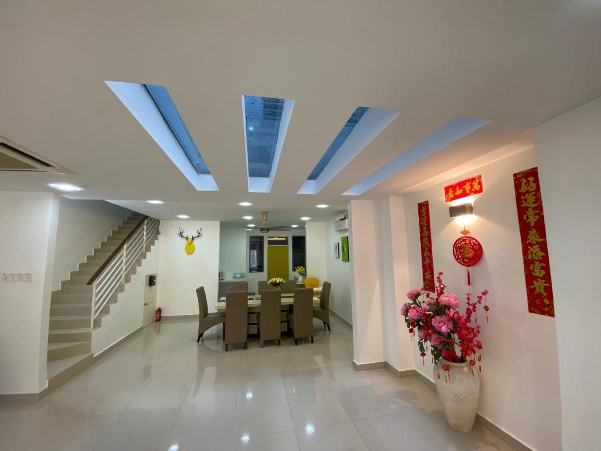 Entire Residential Home•Jia Residences Bkt Serdang沙登温暖的家 Seri Kembangan Dış mekan fotoğraf