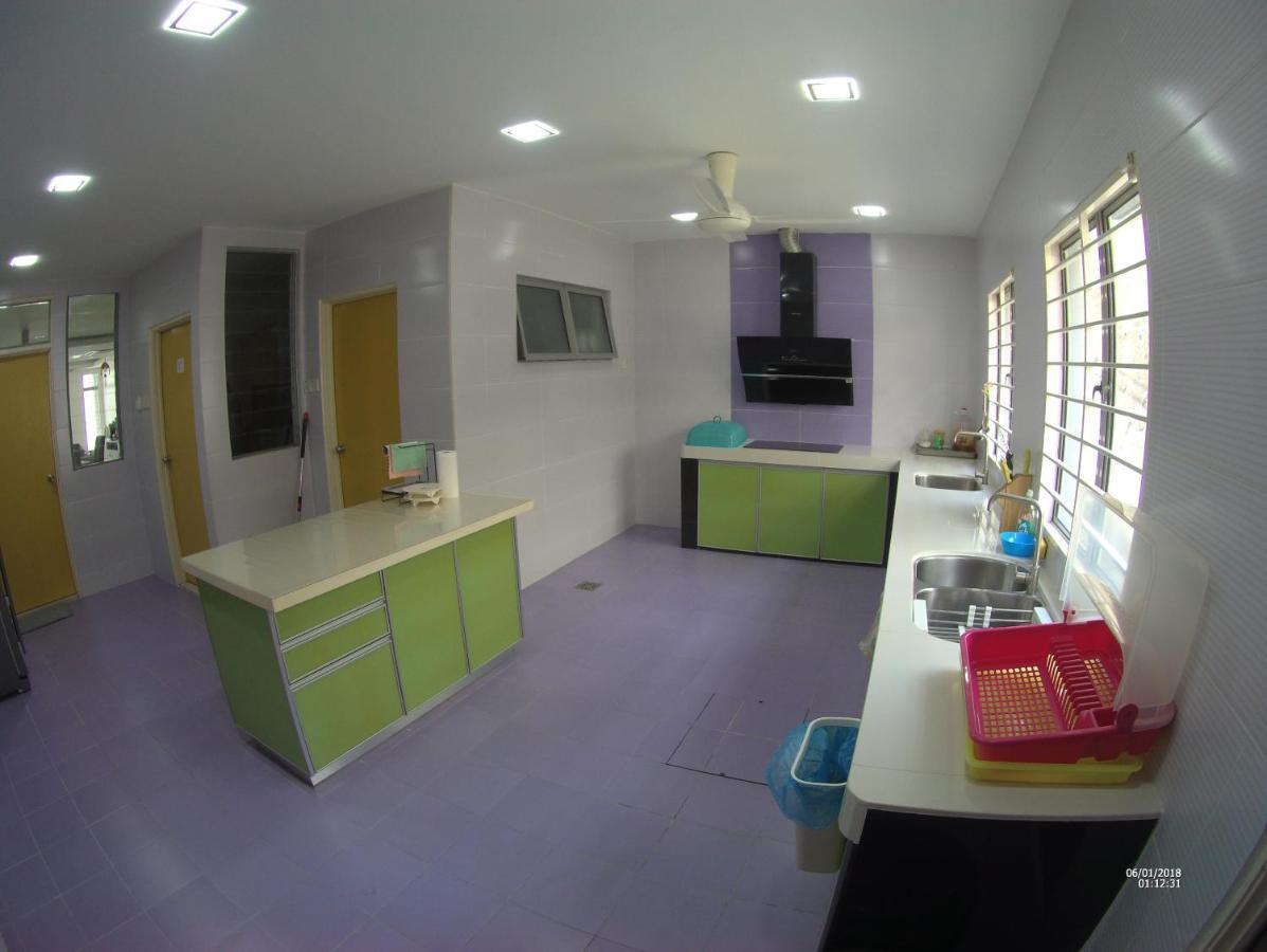 Entire Residential Home•Jia Residences Bkt Serdang沙登温暖的家 Seri Kembangan Dış mekan fotoğraf