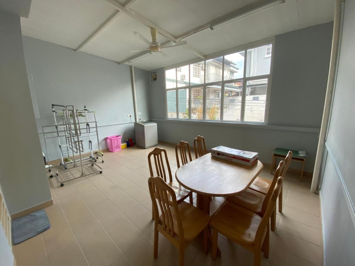 Entire Residential Home•Jia Residences Bkt Serdang沙登温暖的家 Seri Kembangan Dış mekan fotoğraf