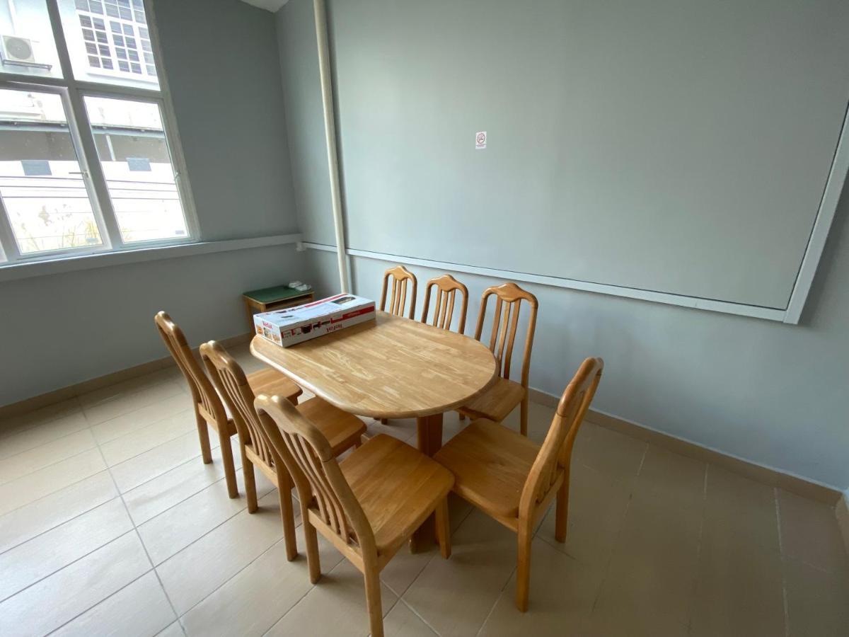 Entire Residential Home•Jia Residences Bkt Serdang沙登温暖的家 Seri Kembangan Dış mekan fotoğraf