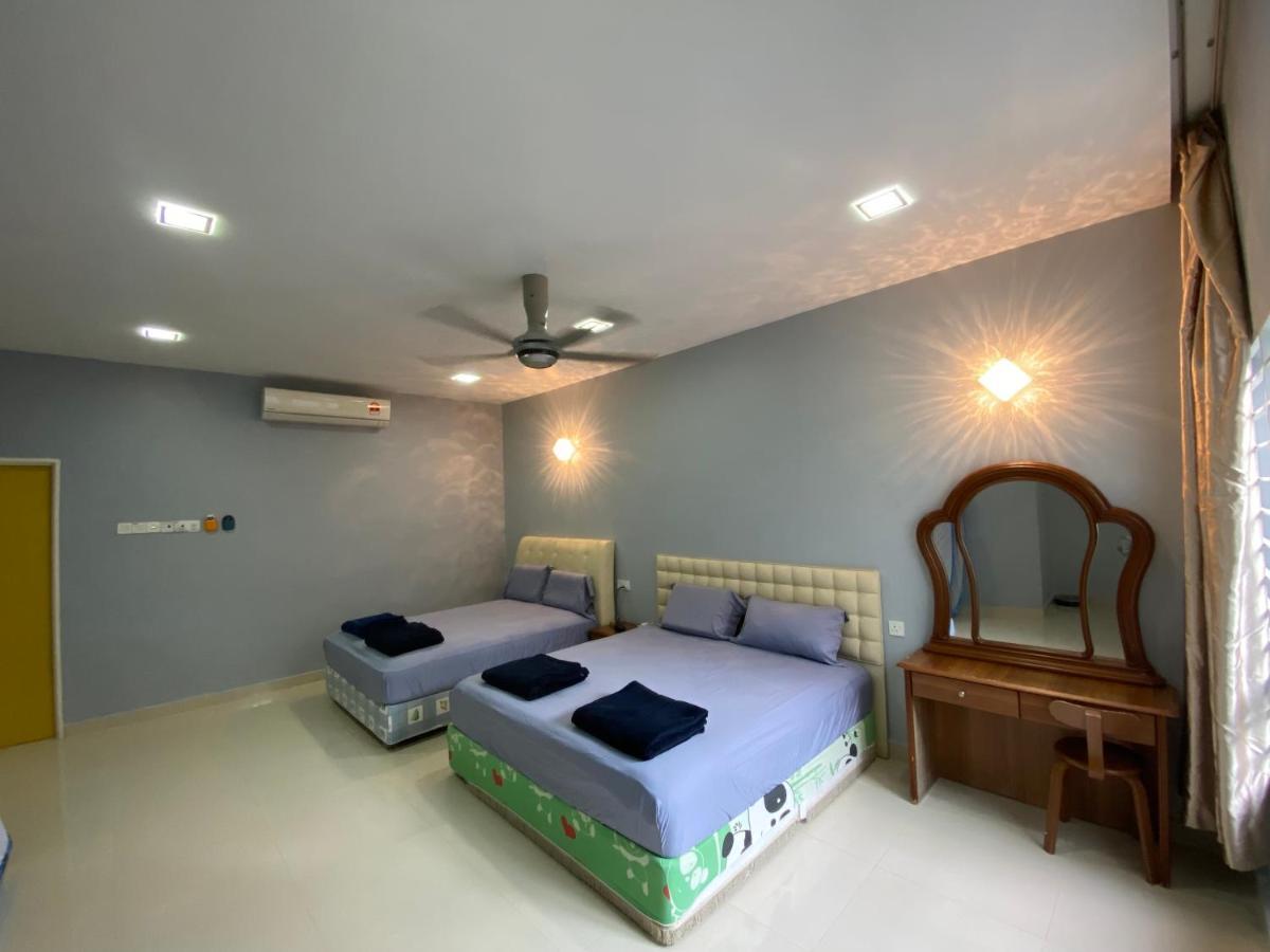Entire Residential Home•Jia Residences Bkt Serdang沙登温暖的家 Seri Kembangan Dış mekan fotoğraf
