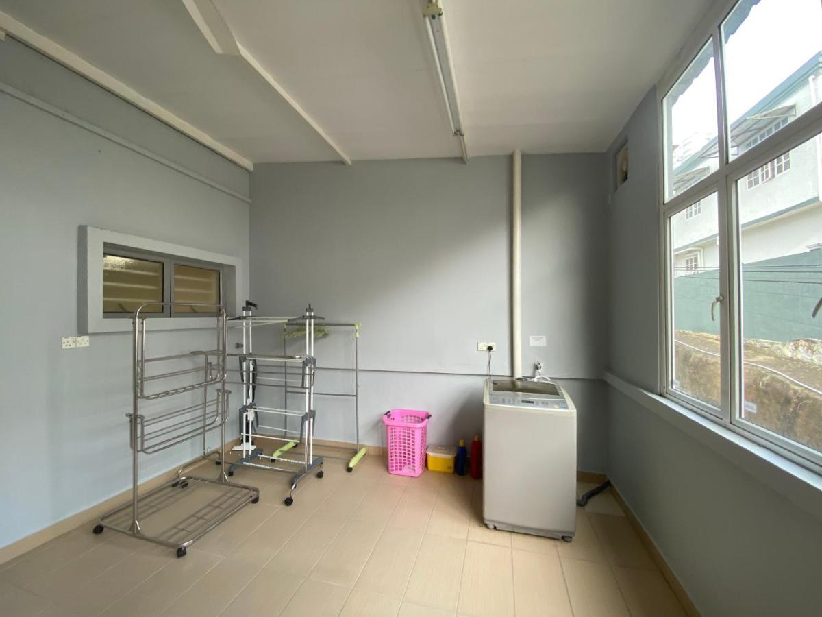 Entire Residential Home•Jia Residences Bkt Serdang沙登温暖的家 Seri Kembangan Dış mekan fotoğraf